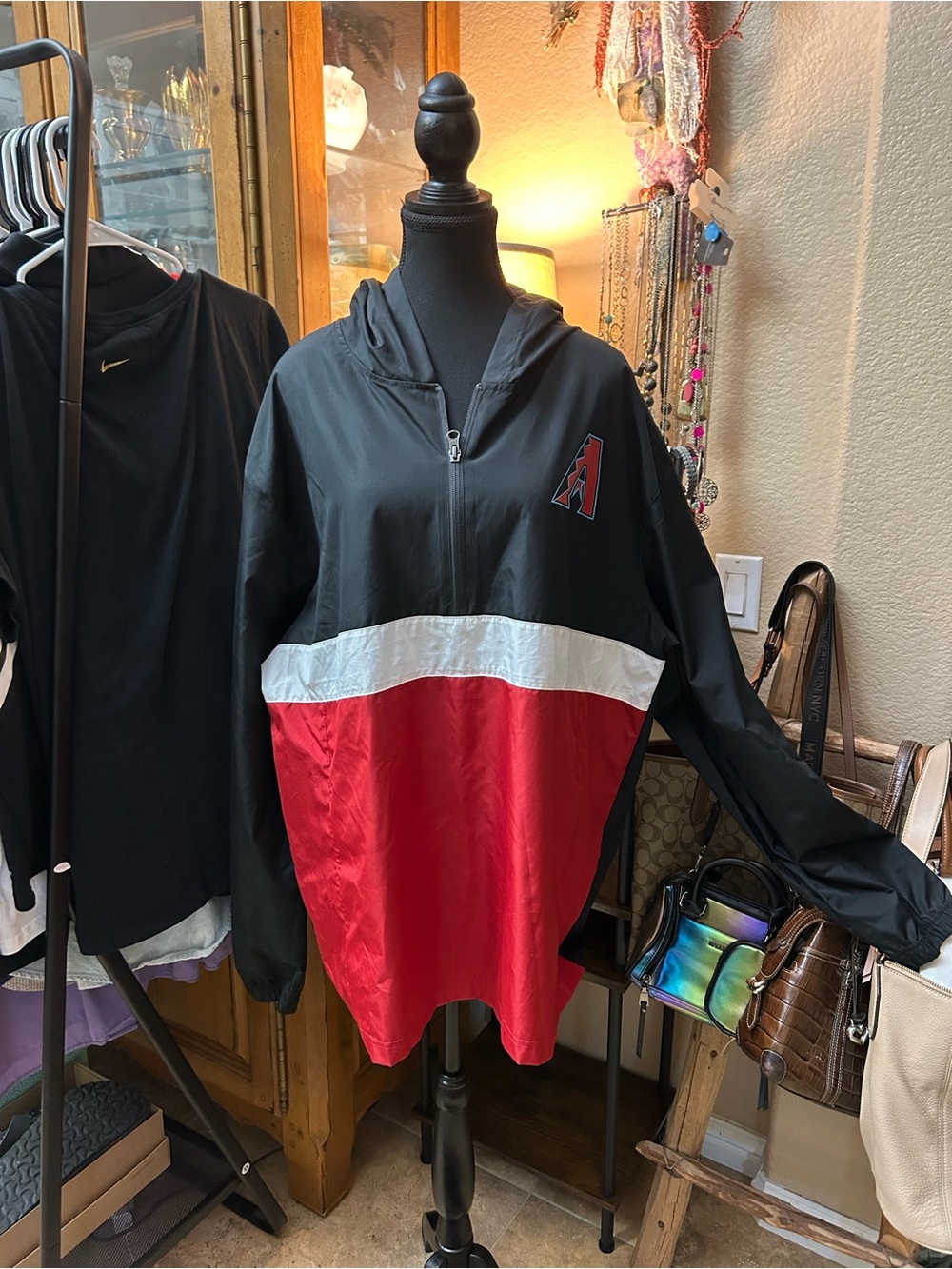 Genuine Merchandise Arizona Diamondbacks Black, White & Red Half-Zip Pullover